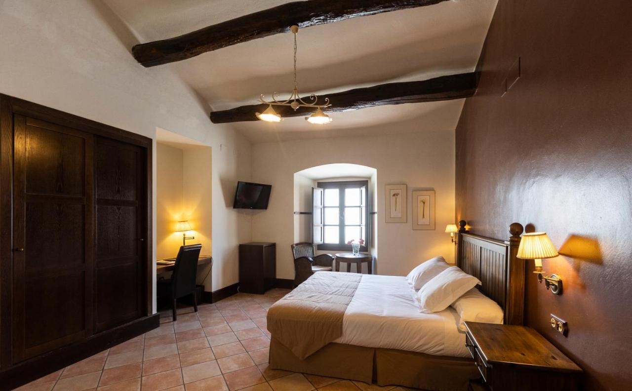 Hotel Rural Olivenza Palacio Exteriör bild