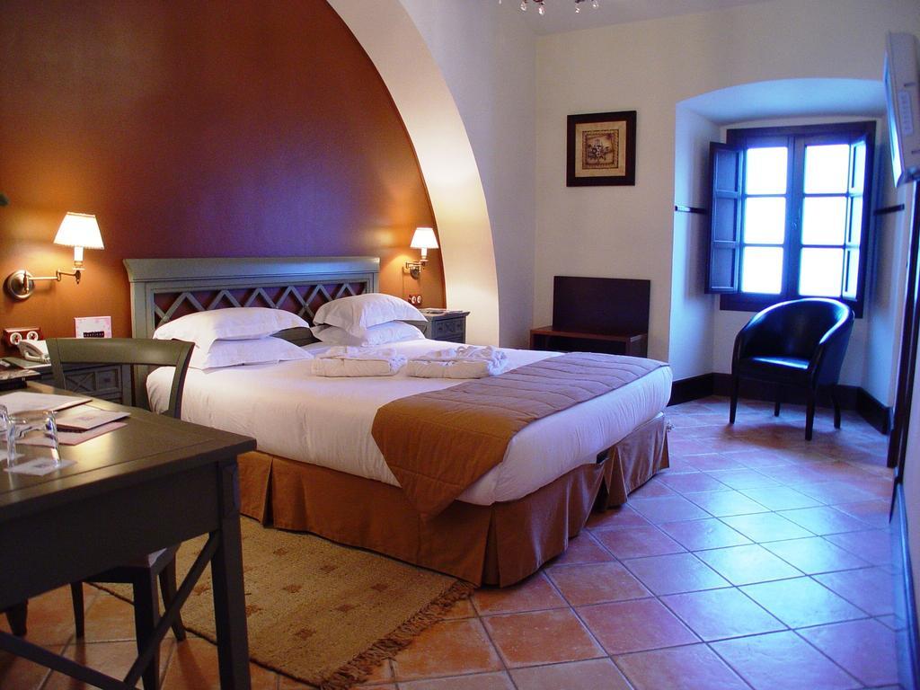 Hotel Rural Olivenza Palacio Rum bild